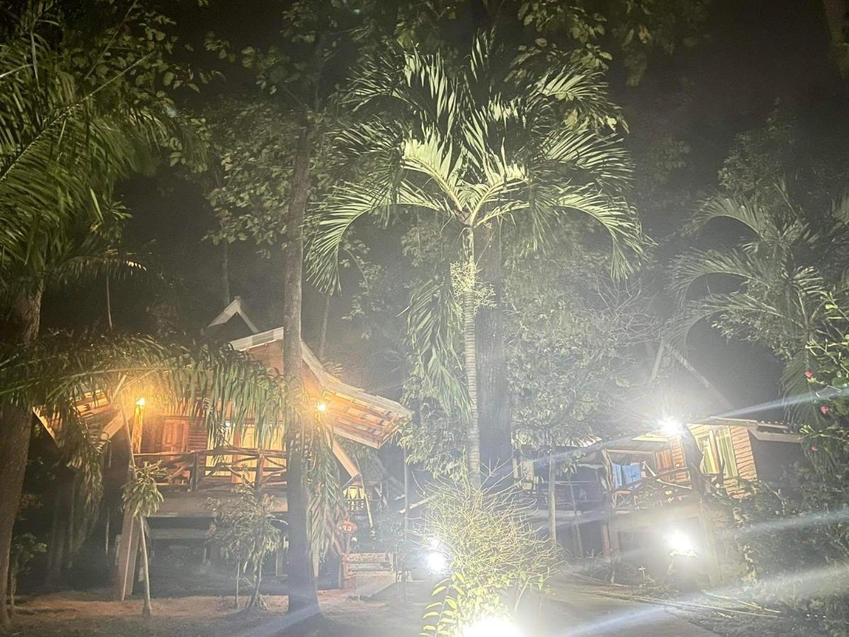 Activities Resort Ko Yao Exteriör bild